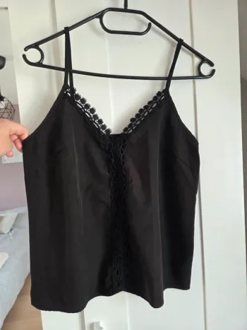 Débardeur noir broderie zara