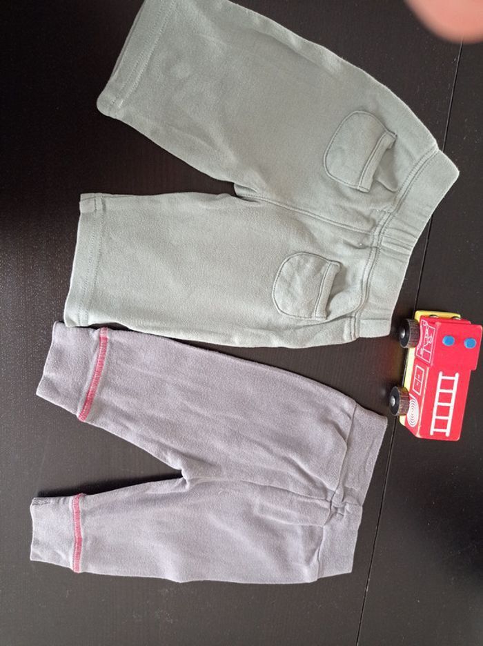 Pantalons 3 mois - photo numéro 2