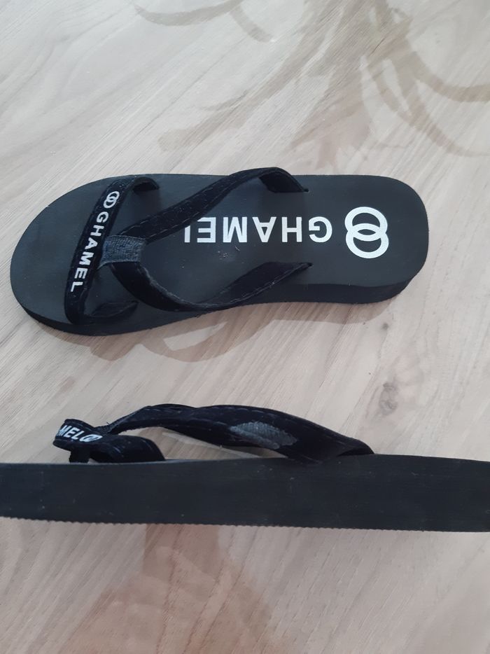 Tongs - photo numéro 2