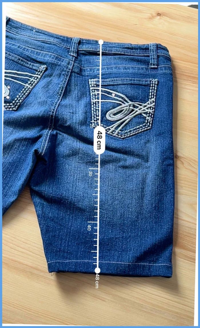 Short en jean vintage Femme Bleu marine brodé strass – Taille M/L L - photo numéro 3