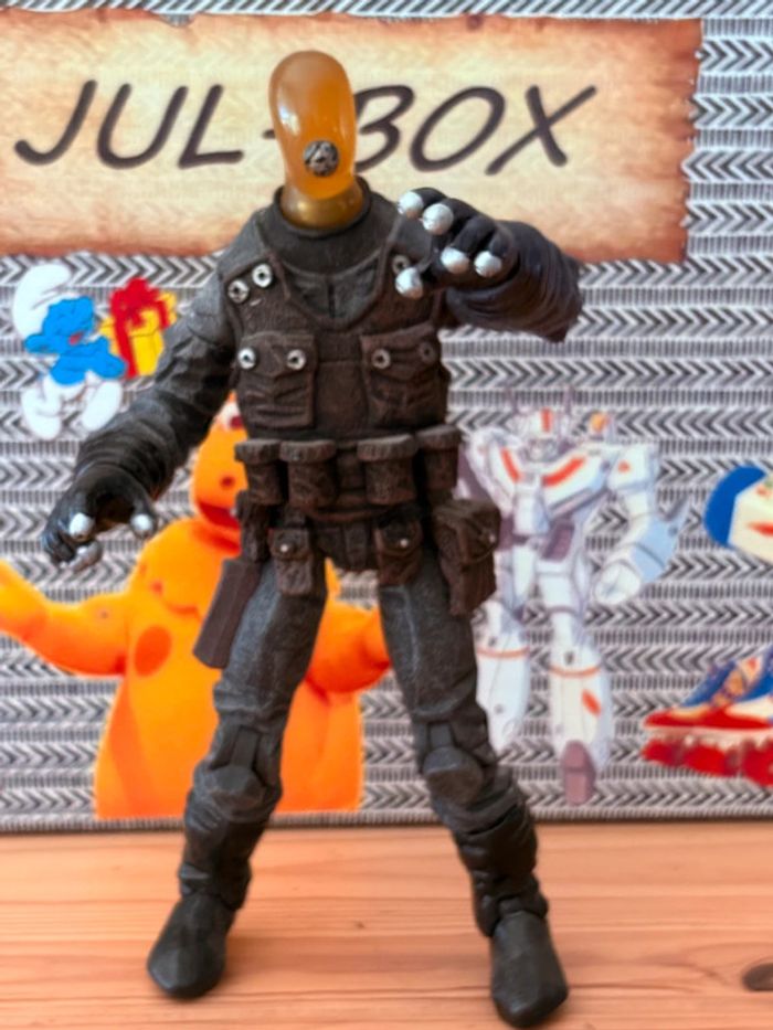 Figurine Mezco Hellboy Johann Krauss - photo numéro 2