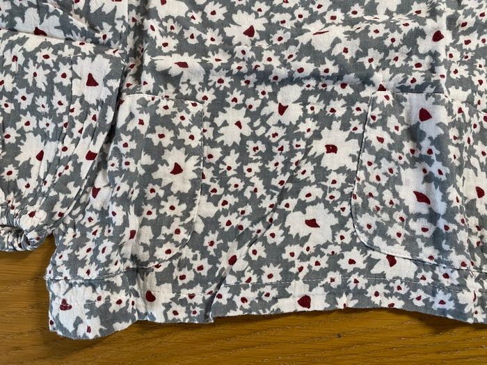 Mango Blouse fleurie turquoise/bordeaux Taille 18/24 mois - photo numéro 6