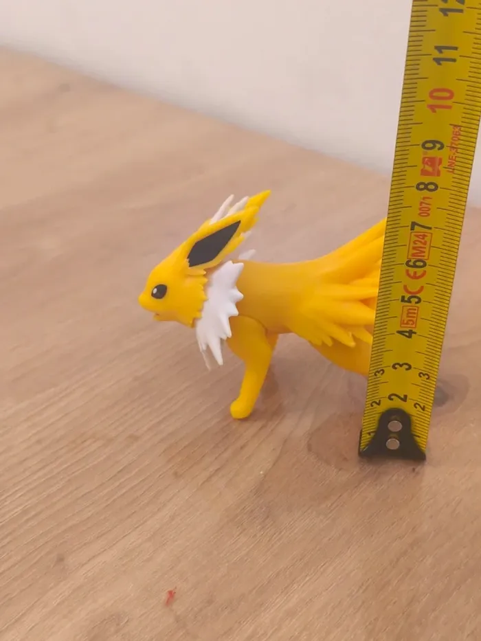 Figurine pokémon voltali - photo numéro 4
