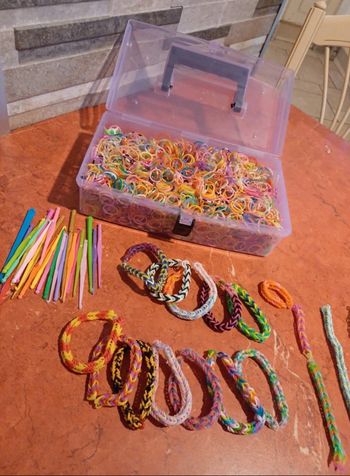Kit pour création de bracelets arc en ciel