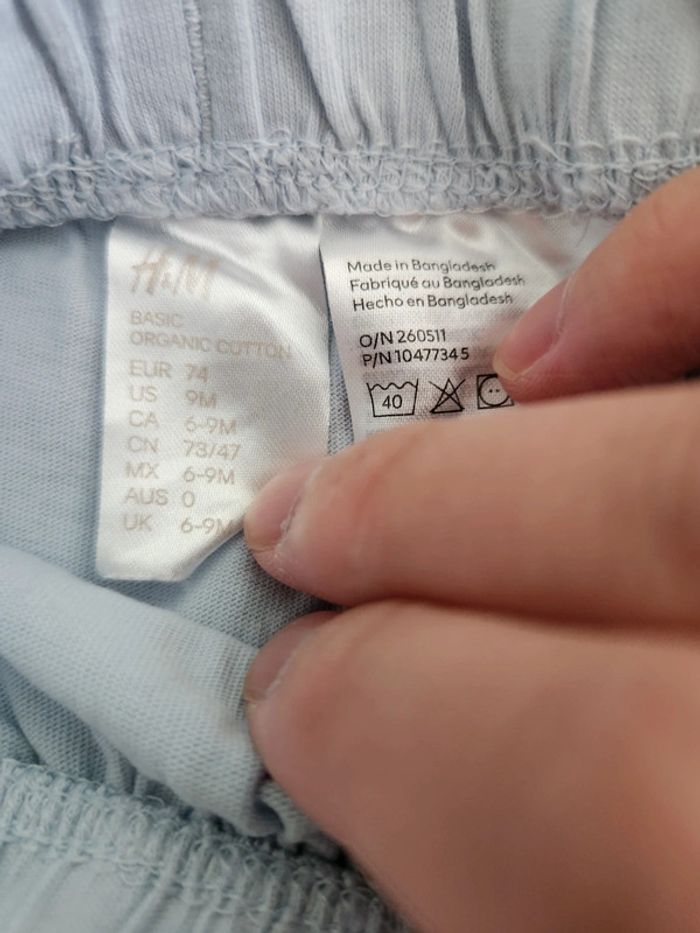 Lots shorts 74cm H&M - photo numéro 2