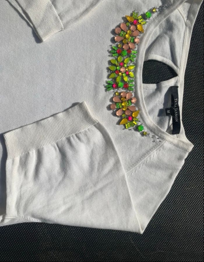 Pull Tara Jarmon neuf avec strass  M - photo numéro 3