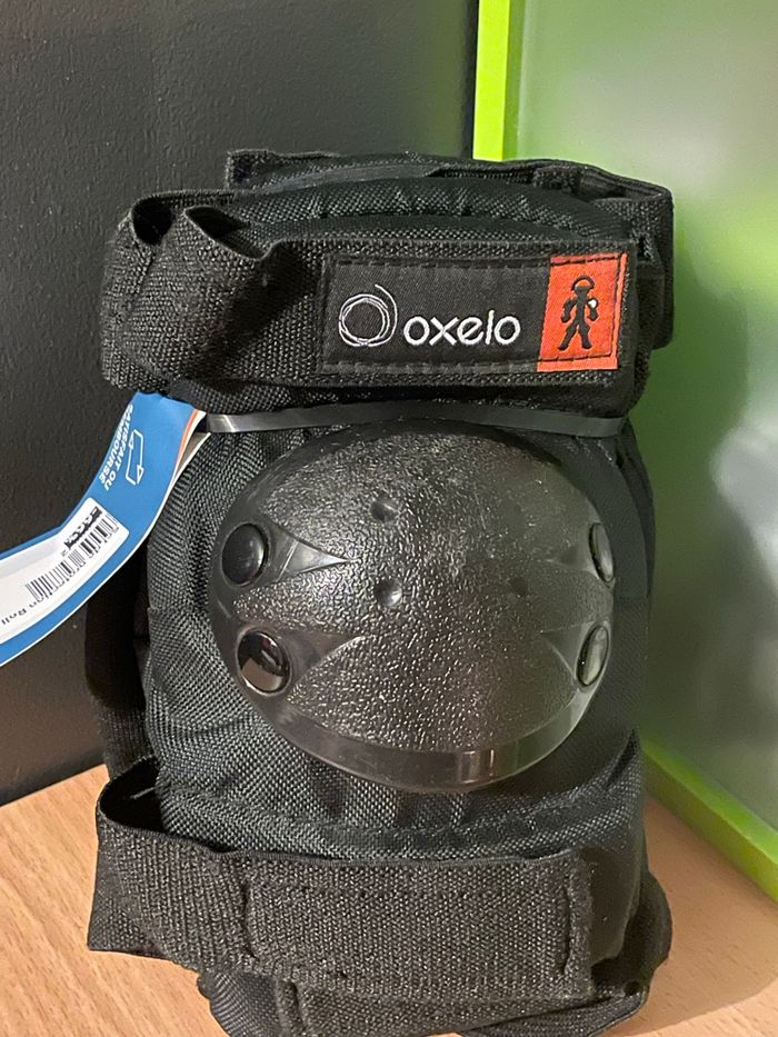 Lot de protections pour rollers/ patins à roulettes  et skateboard enfants - photo numéro 9