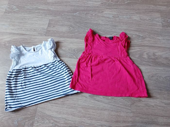Lot 2 tee shirt 24 mois