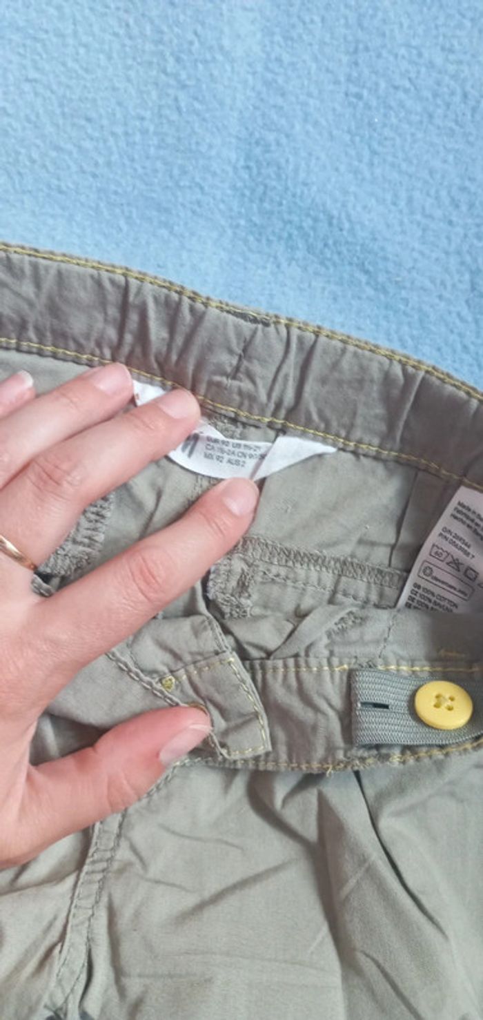 Short H&M taille 92 cm - photo numéro 2