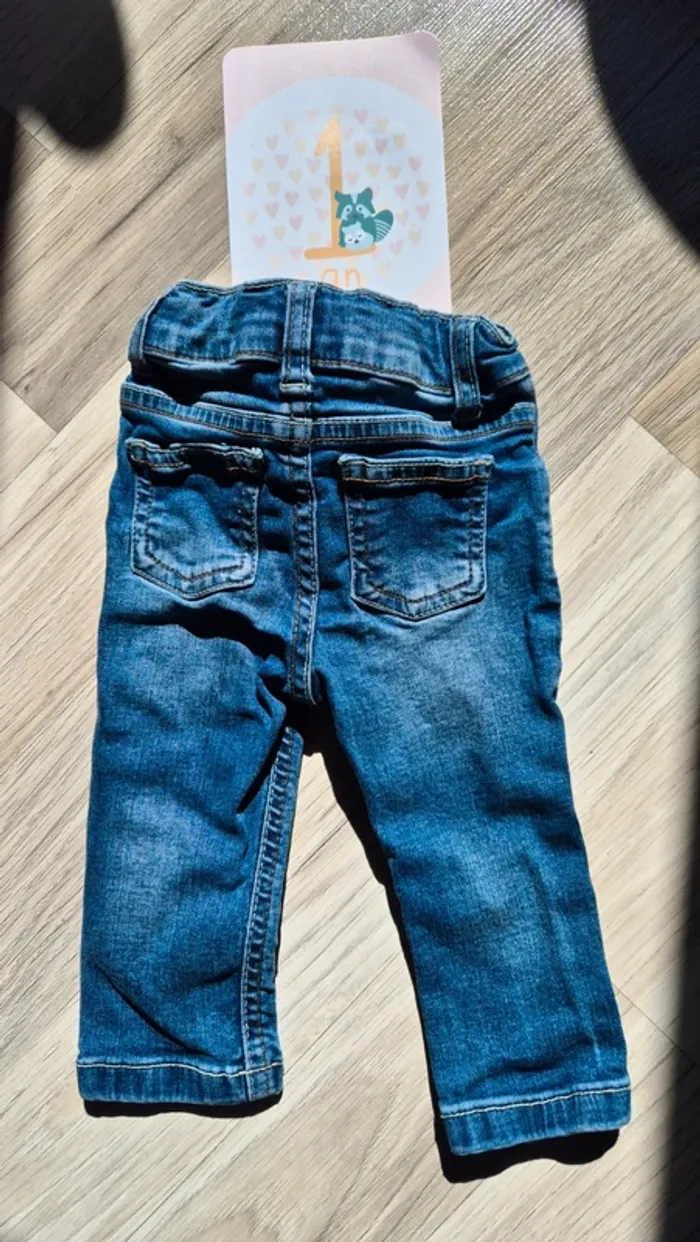 Jean taille 1 an - photo numéro 2