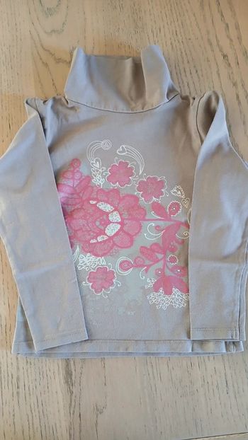 Tee-shirt/sous-pull fille 5 ans
