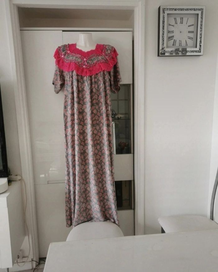 🩶🩷Jolie Robe Oriental Légère Et Fluide 🩶🩷 - photo numéro 8