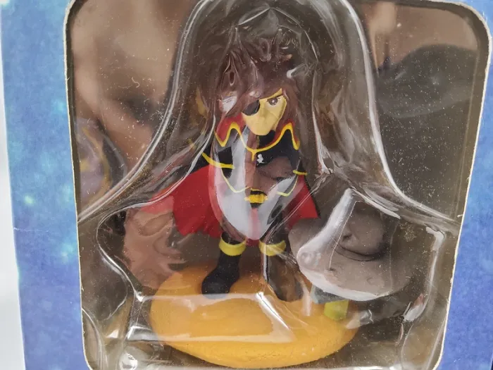 Galaxy Express 999 Polystone Figures - Captain Harlock & Emeraldas - photo numéro 2