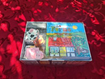 Livre puzzle construction figurines  La Ferme