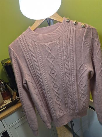 Pull rose cache cache