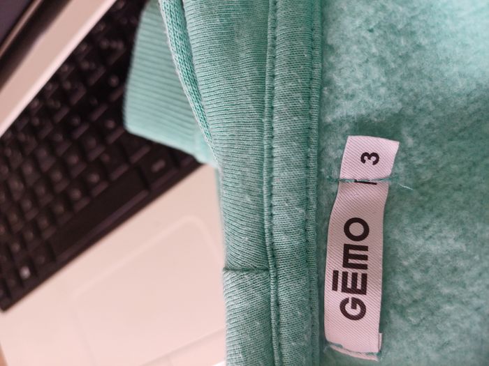 2 gilets zippés dont 1 à capuche pour garçons Taille 3 ans - photo numéro 6
