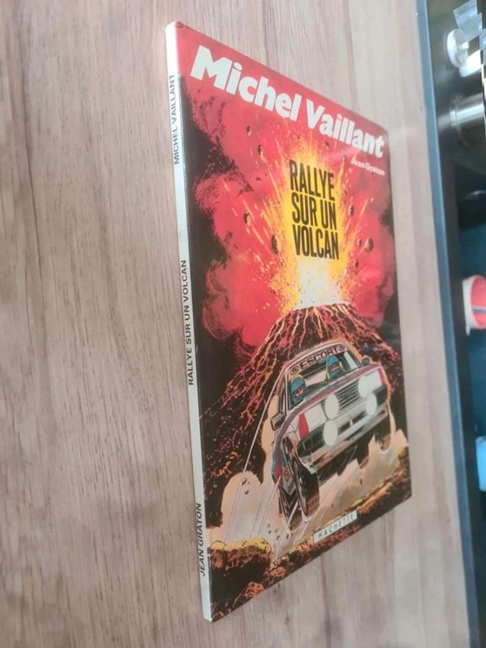 Michel Vaillant rallye sur un volcan - photo numéro 5