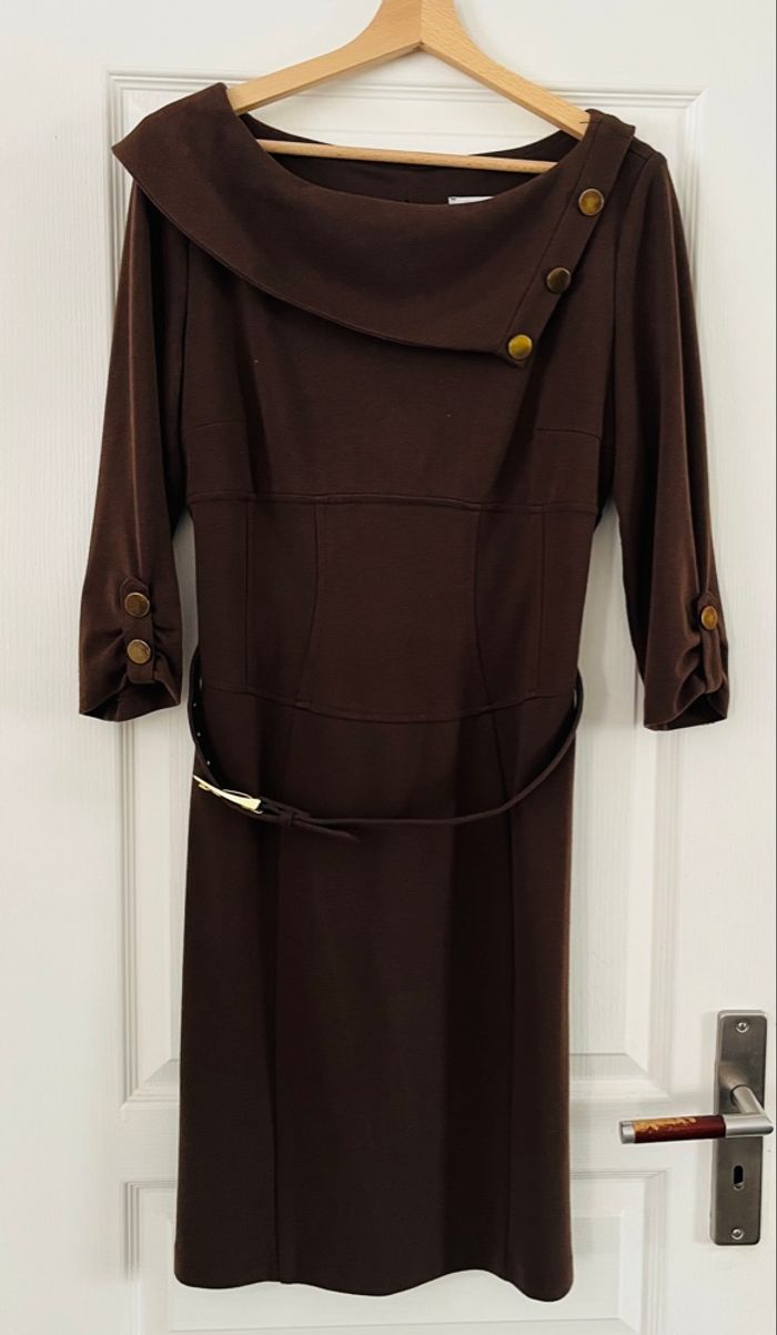 Robe marron
