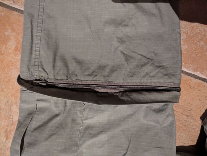 Pantalon H,  transformable en bermuda Taille 38 - photo numéro 4
