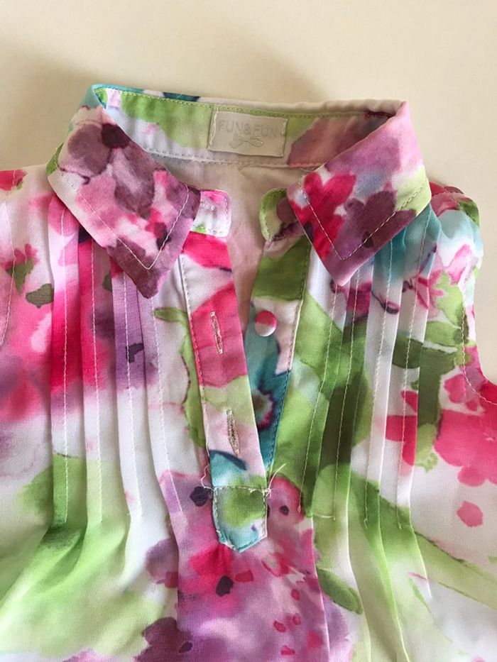 Blouse fleurs F&F 6 mois été fille - photo numéro 2