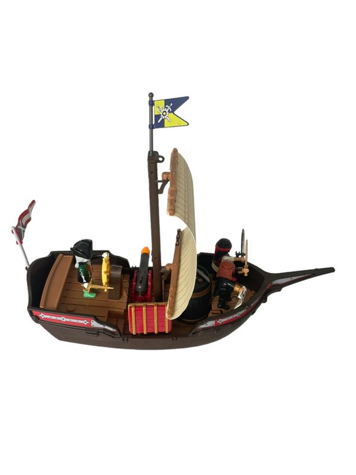 Bateau pirate Playmobil avec personnages et accessoires - photo numéro 4