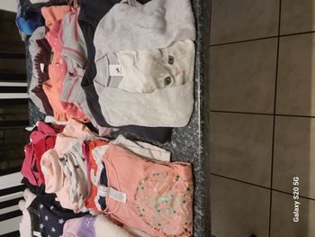 Lot de vêtements fille