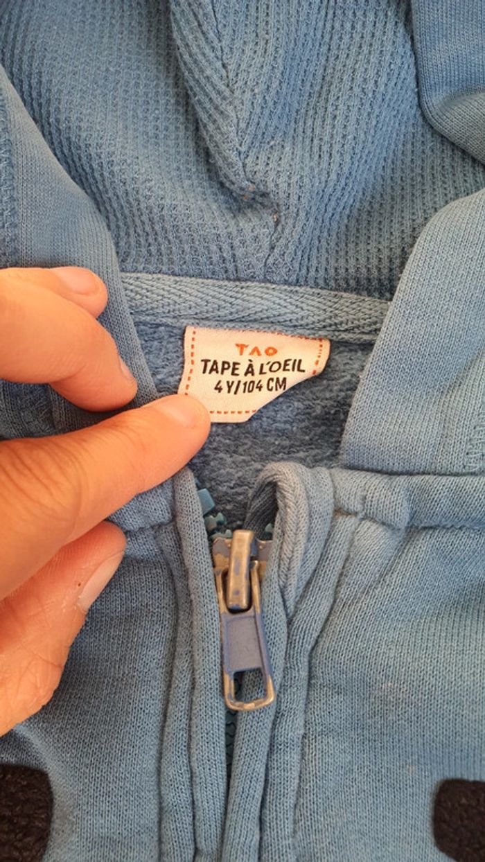 Veste tao 4 ans en très bon état - photo numéro 2