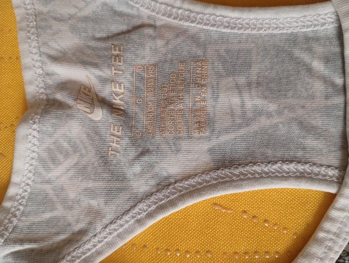 Débardeur blanc et bleu Nike Taille XS/S - photo numéro 4
