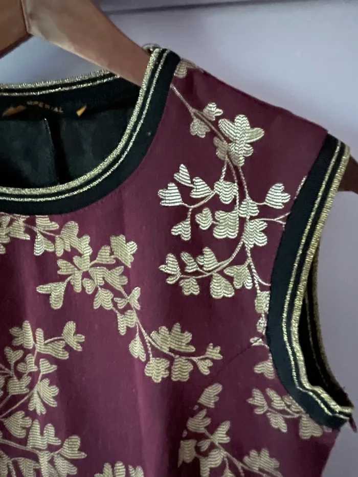 Robe Impérial 38 Bordeaux noire et dorée - photo numéro 2