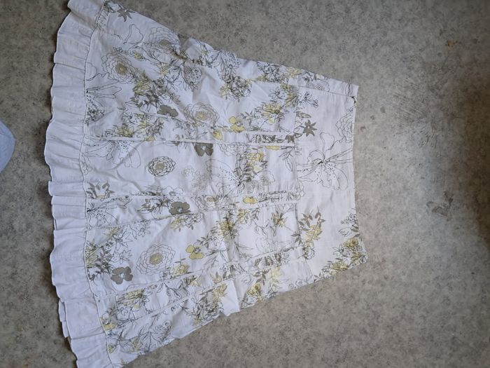 Jupe à motif floral