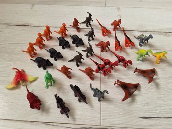Gros lot de 34 mini dinosaures divers t rex pterodactyle Diplodocus...