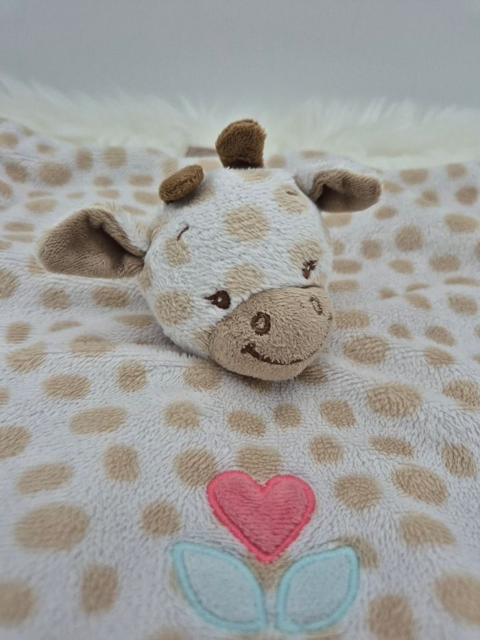 Doudou plat girafe  Charlotte & Rose Nattou - photo numéro 2