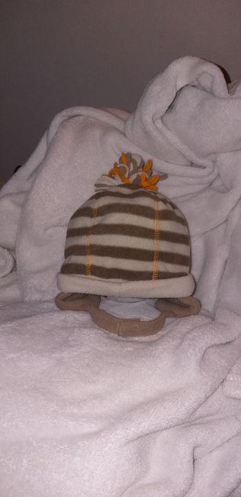 Bonnet polaire rayé à ponpon 12/24 mois