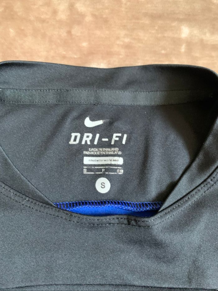 Maillot entraînement Manchester united - photo numéro 6