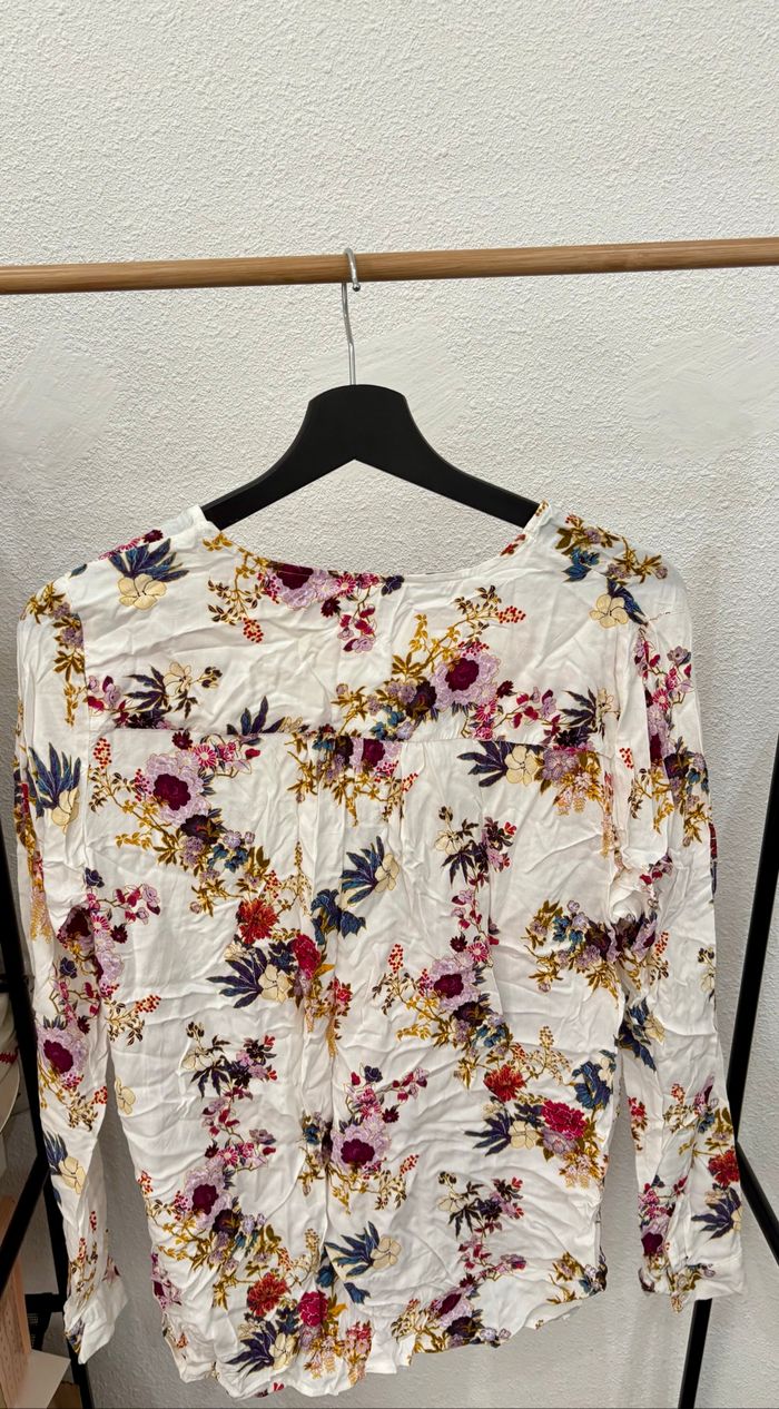 Blouse ample blanche motifs fleuris en viscose Camaïeu - Taille XL - photo numéro 2