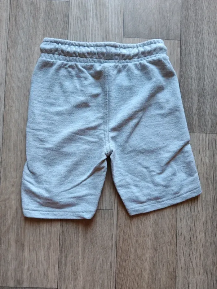 Short Lee Cooper 6 ans - photo numéro 5