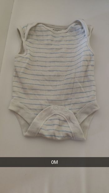 Lot 4 body sans manches