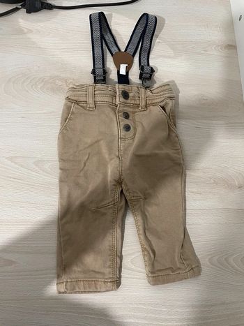 Pantalon avec bretelles