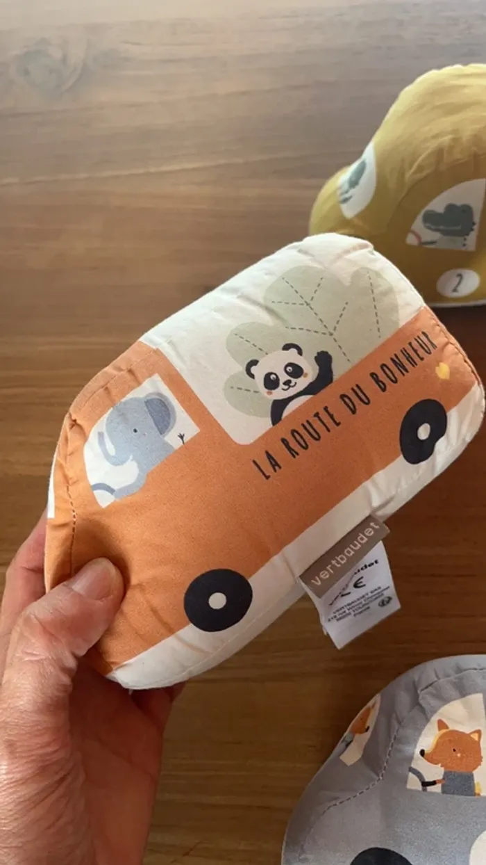 Lot 3 petites voitures en tissu pour deco chambre bebe vertbaudet - photo numéro 6