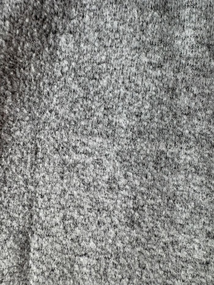 Pull gris - photo numéro 5