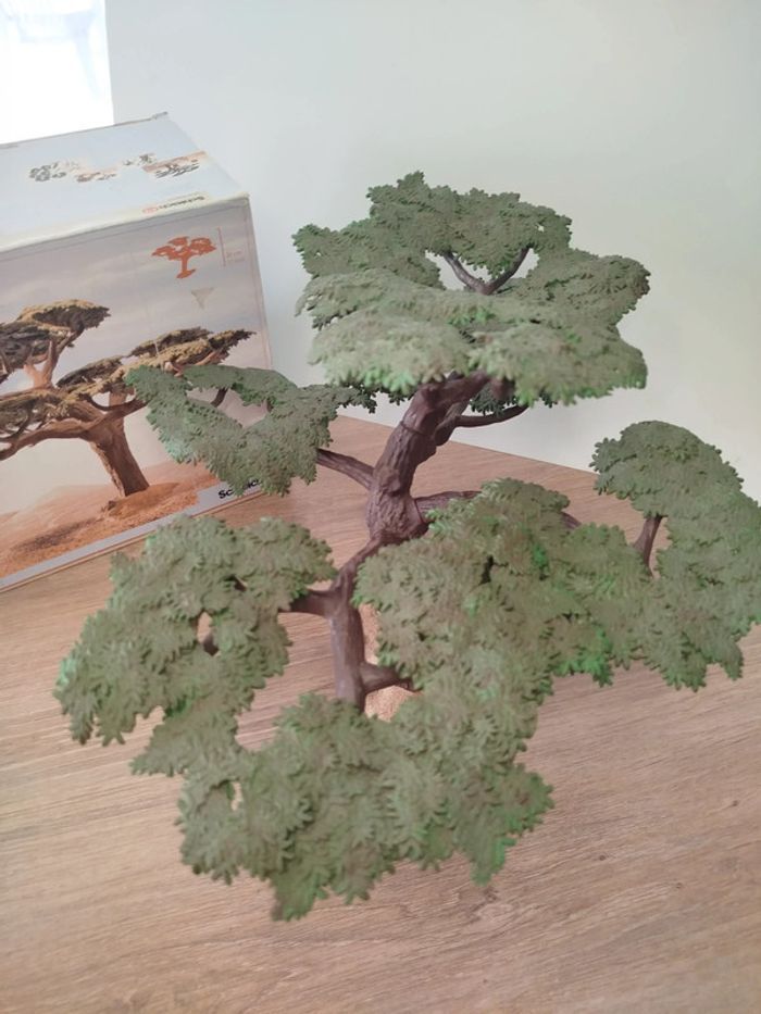 Figurine de décoration grand Arbre Collection + boîte d'origine - photo numéro 2