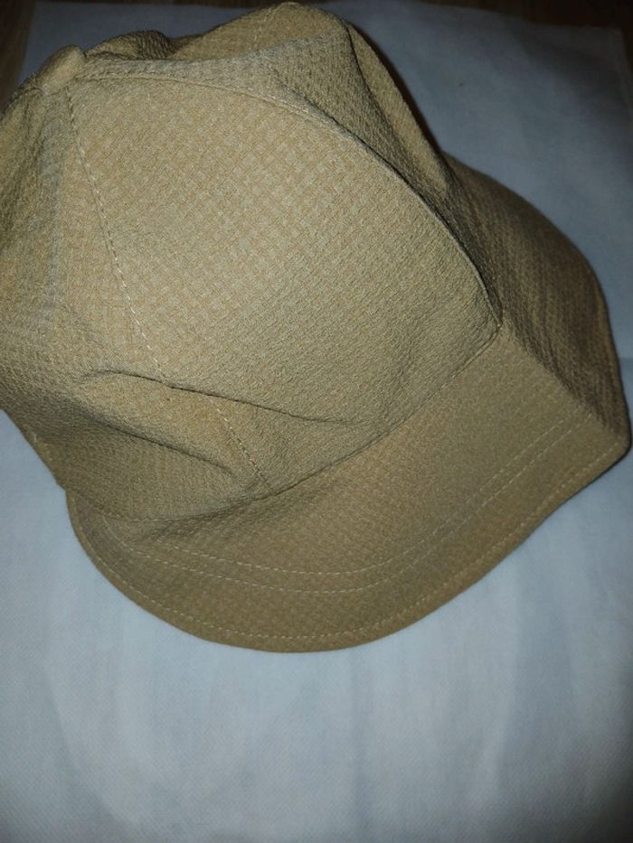 Casquette avec large visière,  resserable - photo numéro 4