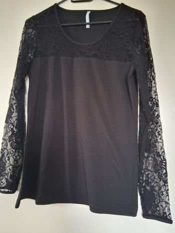 Sweat shirt dentelle noir " t-38-40"