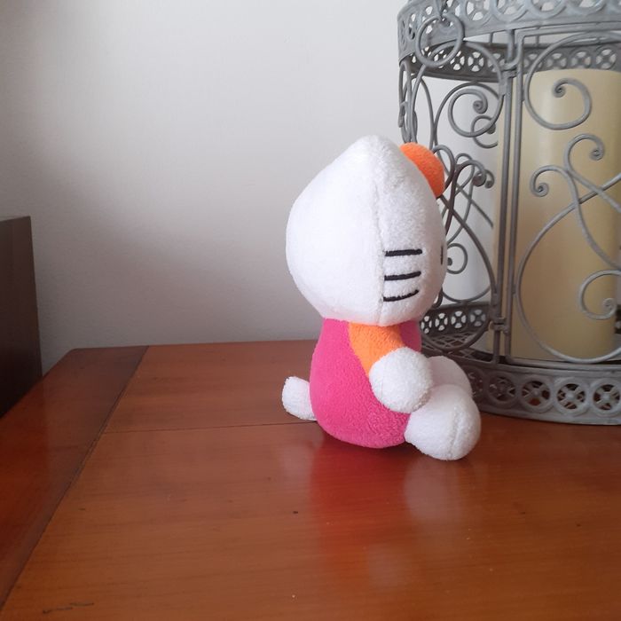 Doudou/Jouet Hello-Kitty - photo numéro 5