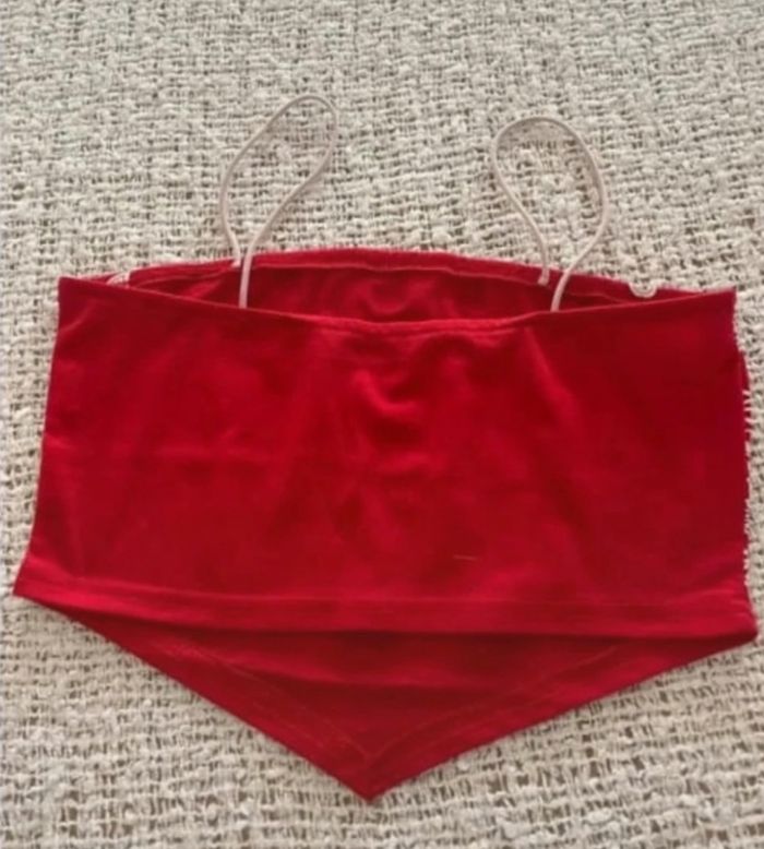 Top rouge - photo numéro 3