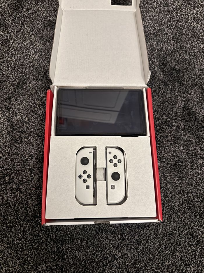 Nintendo Switch - photo numéro 3