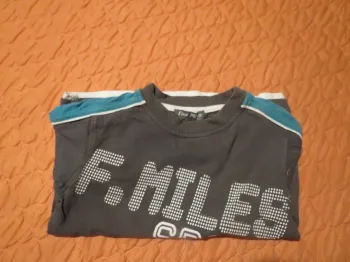 T-shirt taille 4 ans garçon