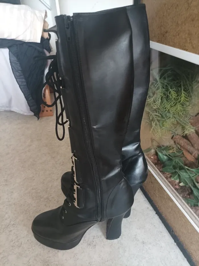 Bottes hautes compensées