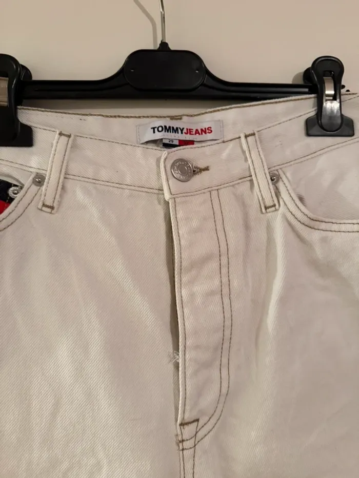 Jean droit  blanc en très bon état taille 38 tommy Hilfiger - photo numéro 4