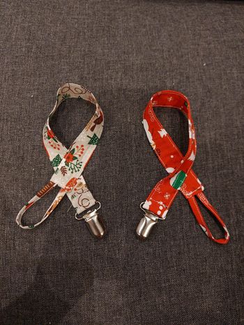 Porte tétine de Noël